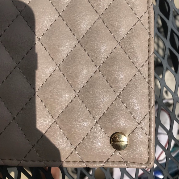 Cream purse - Picture 3 of 8